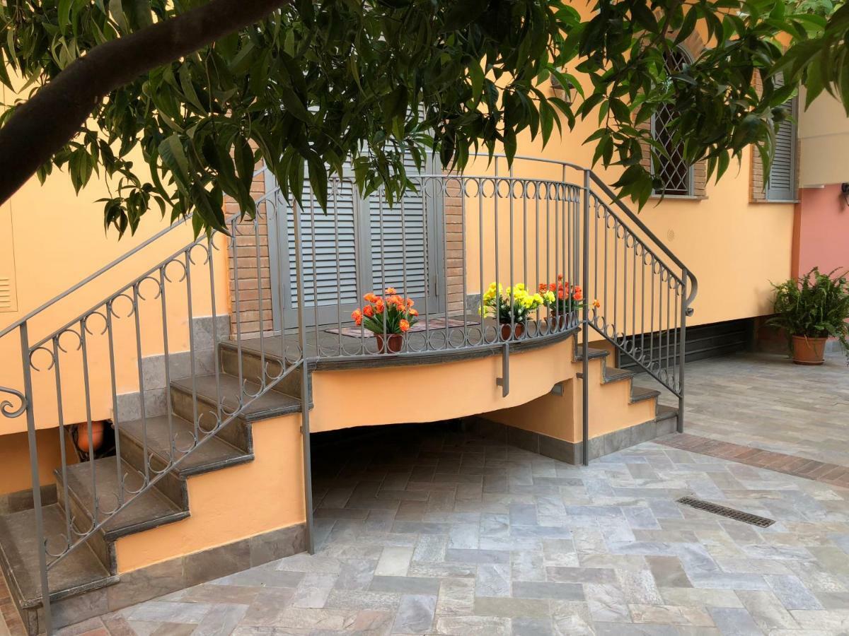 Happy House Vesuvio Vila San Giuseppe Vesuviano Exterior foto